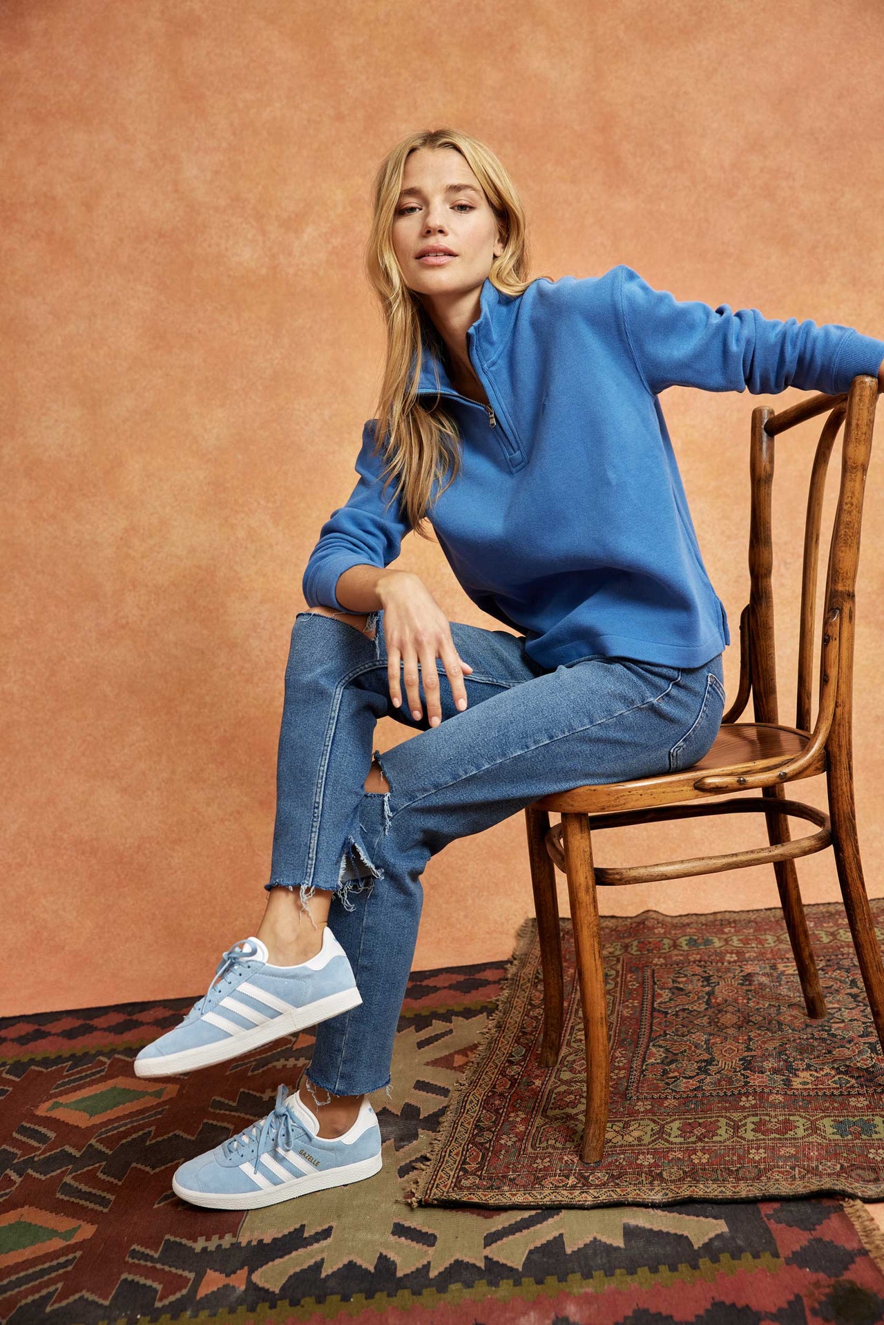 Sarisbury Dusky Blue Half Zip Sweat