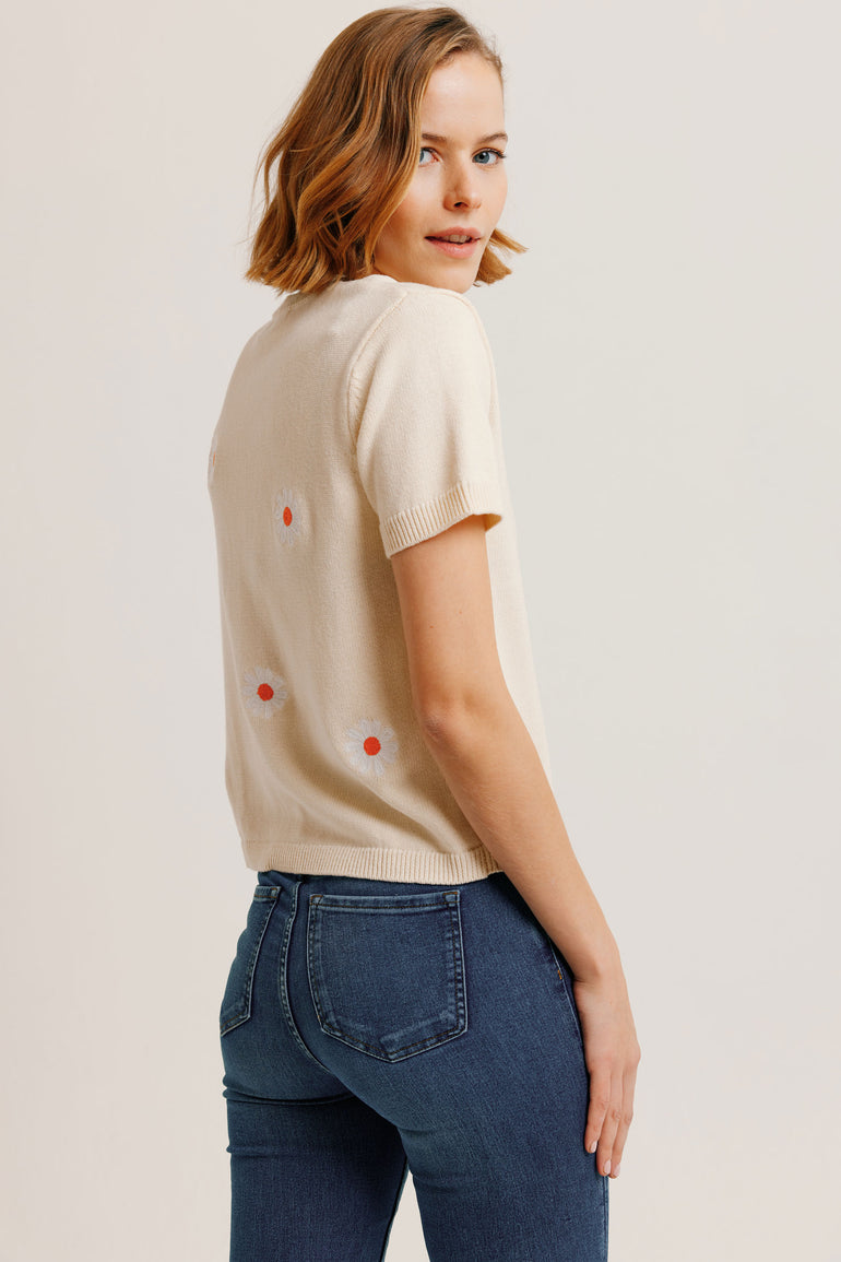 Eden Embroidered Daisy Tee