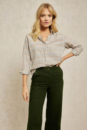 Linen blend green check shirt with back box pleat and curved hem. Woven from linen and cotton. Breathable, soft. Cut to our bestselling boyfriend fit and patterned with subtle khaki checks. Casual wear. Size XS, S, M, L, XL. Made in Portugal. Machine wash.