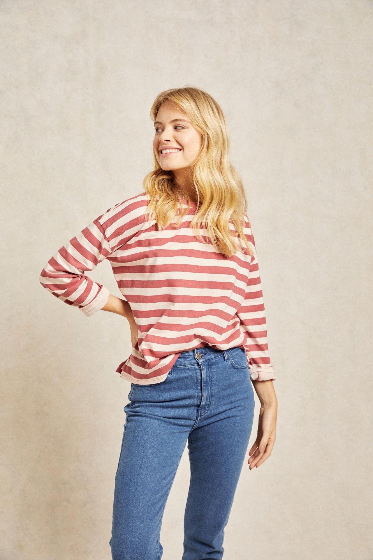 Woven from soft cotton with a plush peached finish. The drop shoulder and maple-red stripes add extra lovability. Long-sleeved tee. Casual wear. Size XS, S, M, L, XL. Machine wash.