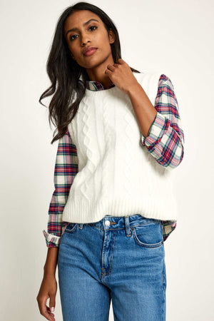 Markinch Ivory Cable Knitted Vest