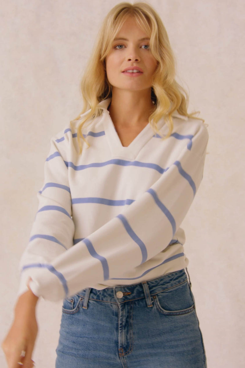 Cornflower-blue stripes add nautical notes to the Whitebeam women’s sweat. Loopback sweatshirt with cut away collar and extended V-neck. Woven from soft cotton to a relaxed fit. A soft, vintage-inspired sweat. Casual wear. Size XS, S, M, L, XL. Machine wash.